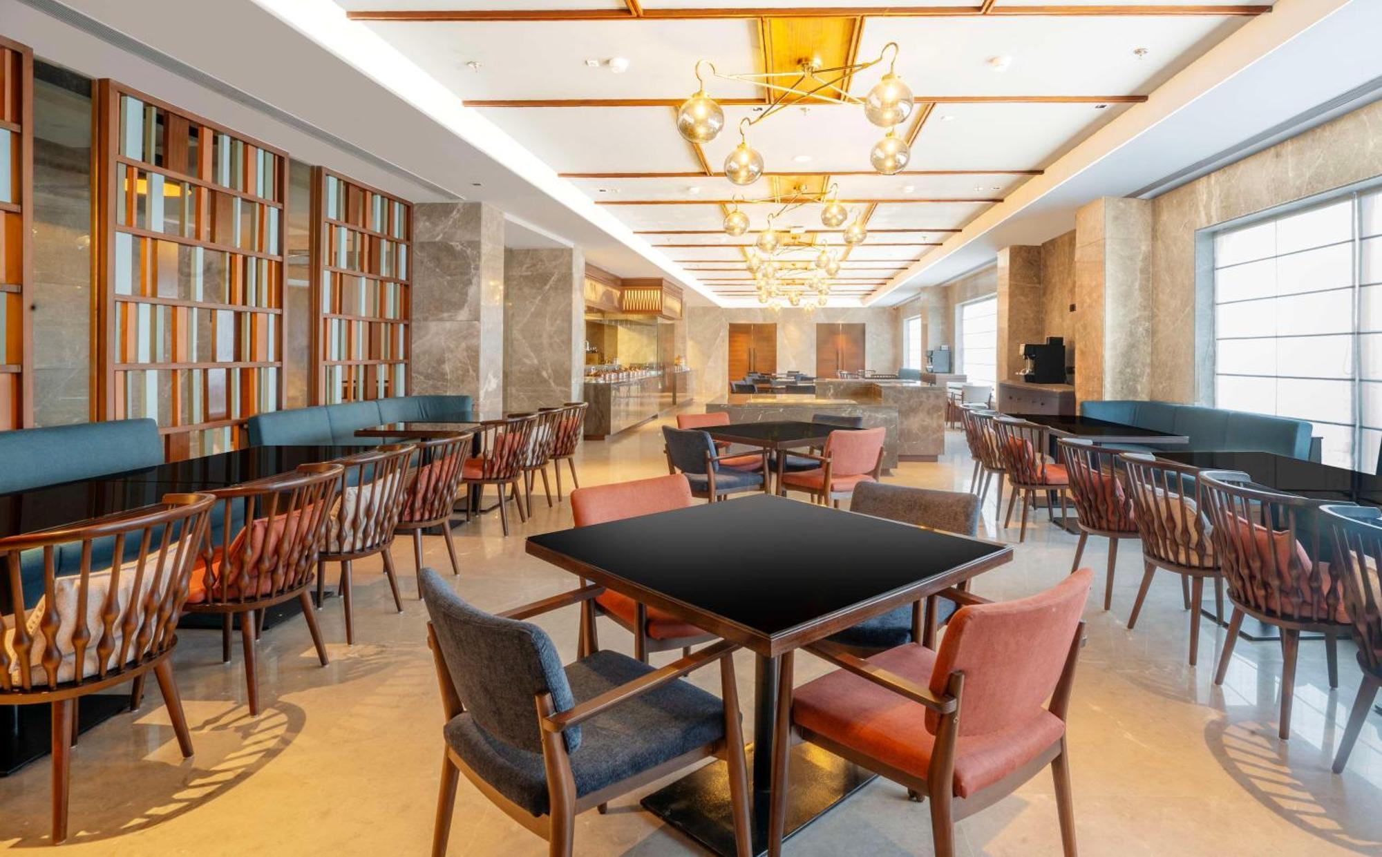 Radisson Hotel Vrindavan Exterior photo