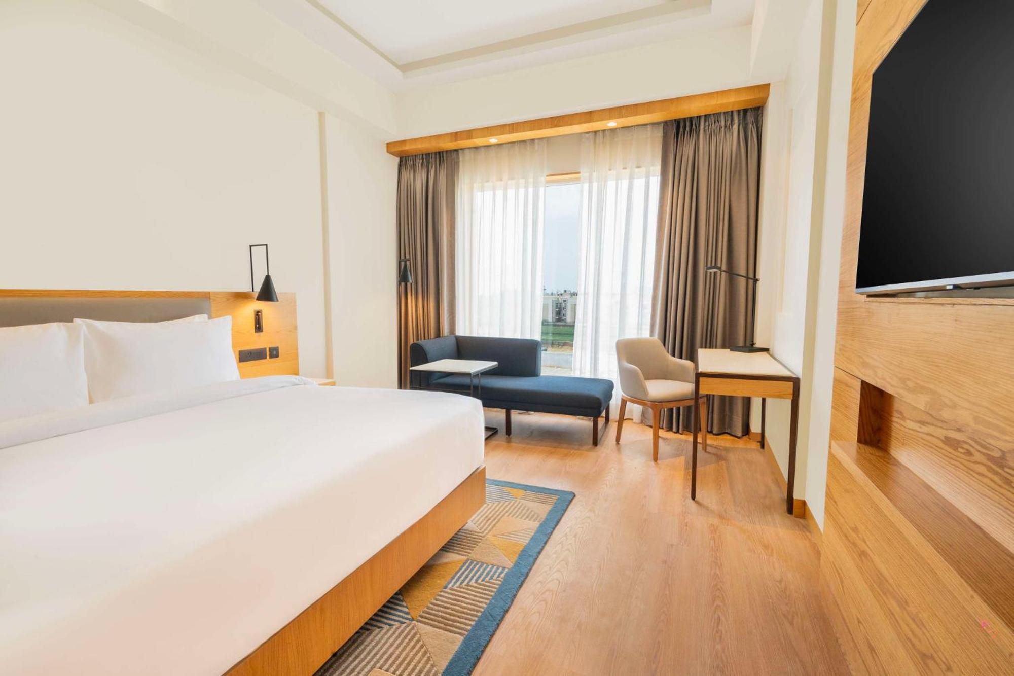 Radisson Hotel Vrindavan Exterior photo