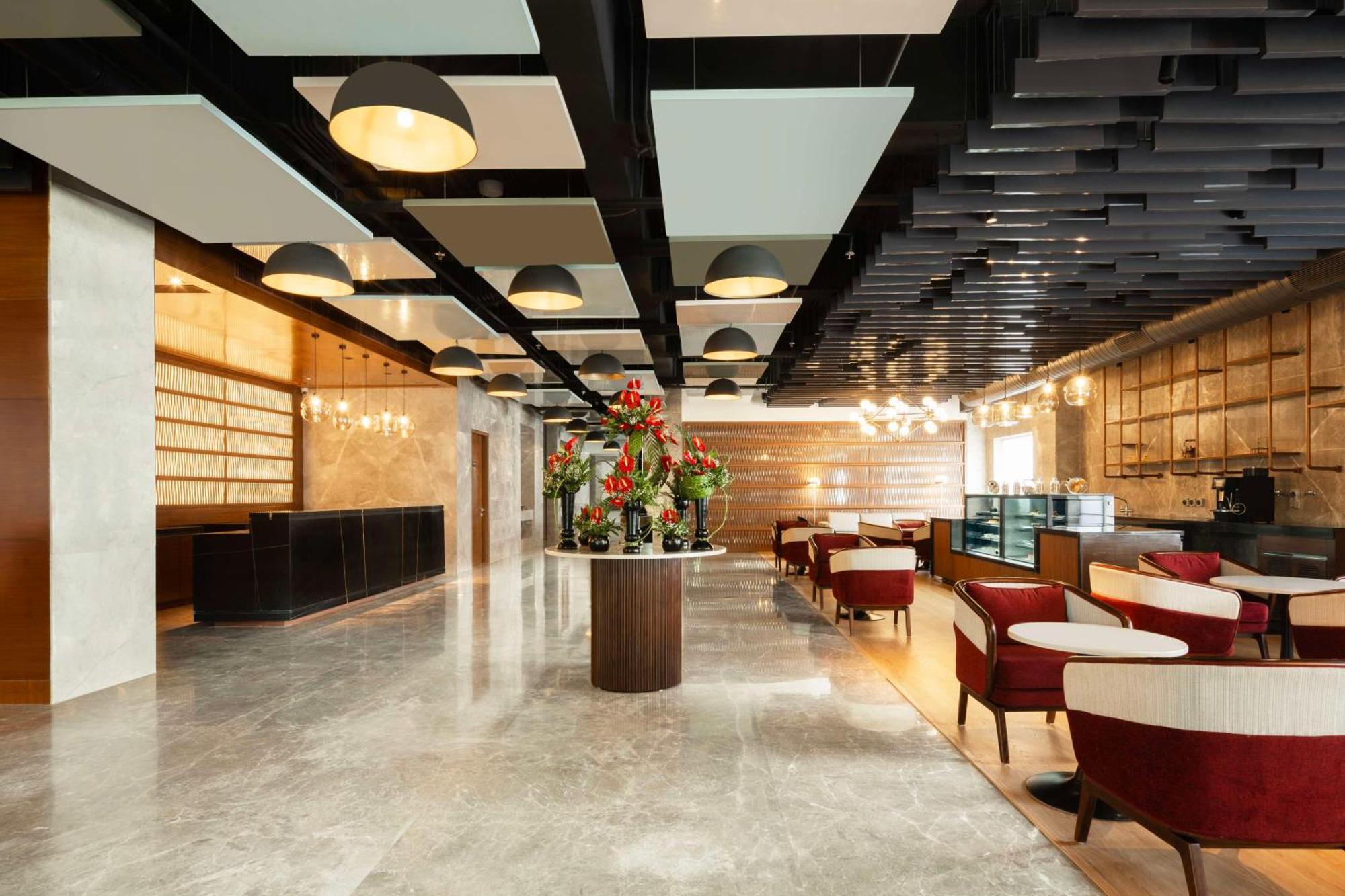 Radisson Hotel Vrindavan Exterior photo